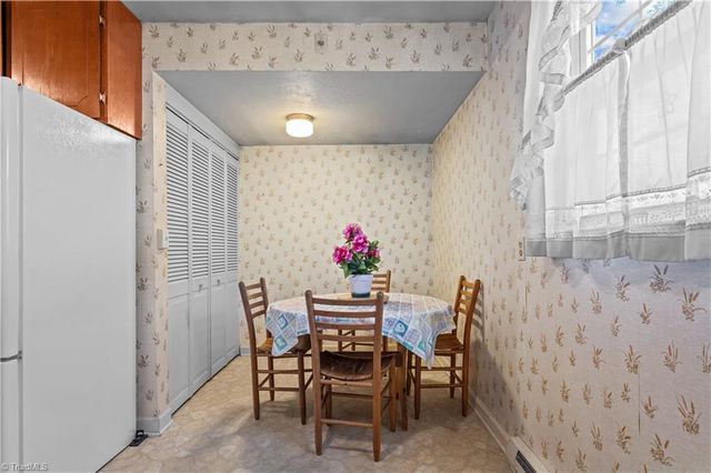 1402 Clegg Street, Greensboro, NC 27407