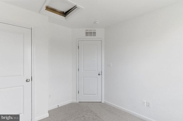49 SCAMMEL DR, Bunker Hill, WV 25413