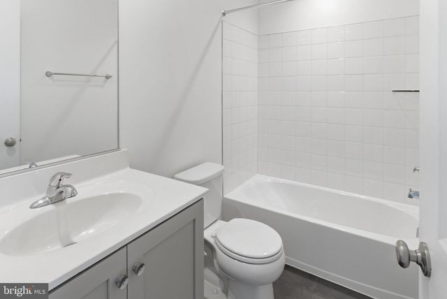 49 SCAMMEL DR, Bunker Hill, WV 25413