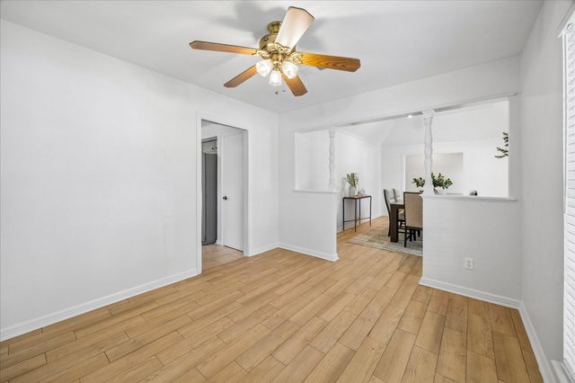 11423 Valley Spring Drive, Houston, TX 77043