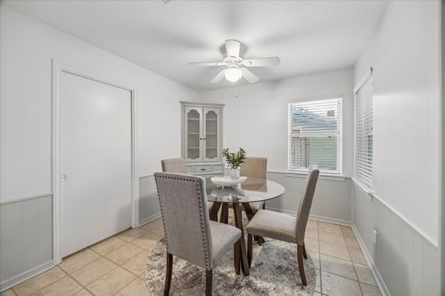 11423 Valley Spring Drive, Houston, TX 77043