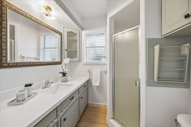 11423 Valley Spring Drive, Houston, TX 77043