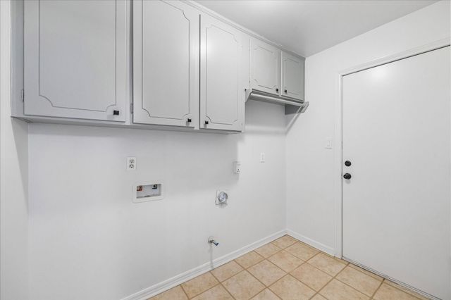 11423 Valley Spring Drive, Houston, TX 77043