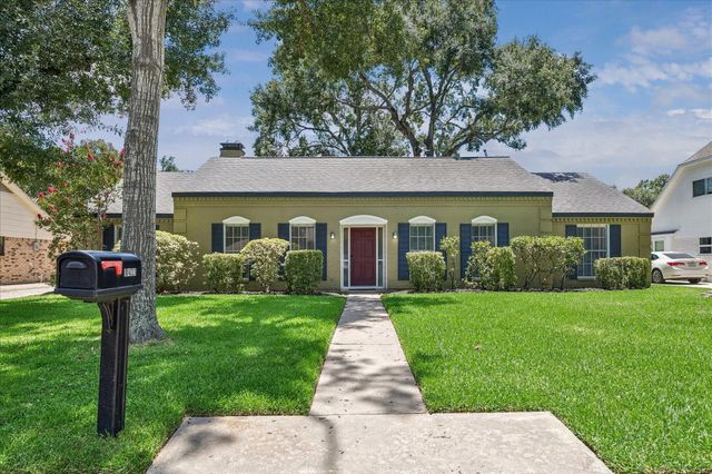 11423 Valley Spring Drive, Houston, TX 77043
