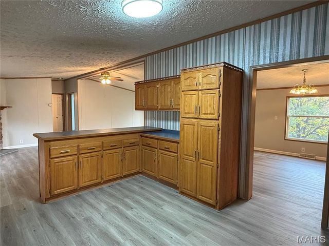 14063 New London Gravel Rd, New London, MO 63459