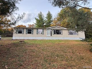 14063 New London Gravel Rd, New London, MO 63459