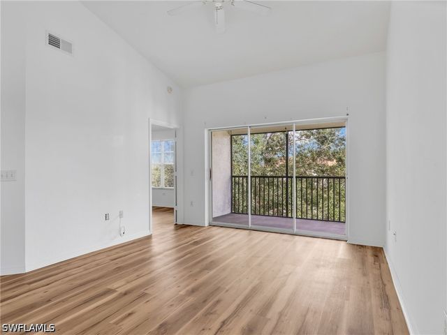 7985 Preserve CIR 1132, Naples, FL 34119