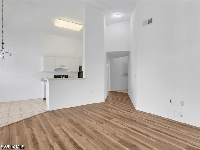 7985 Preserve CIR 1132, Naples, FL 34119