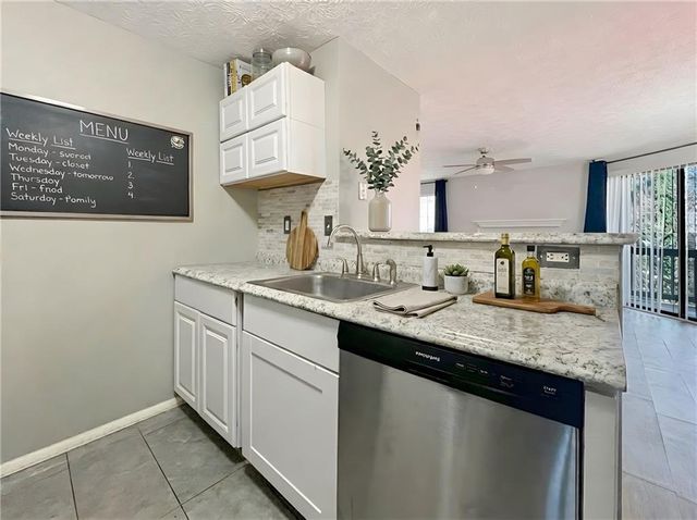 6379 WEDGEVIEW Court, Tucker, GA 30084