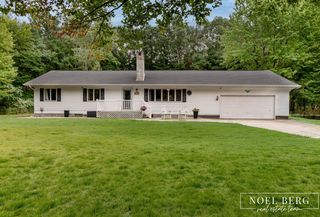 4737 W Giles Road, Muskegon, MI 49445