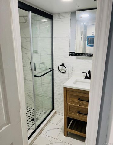 65-45 Admiral Avenue, Middle Village, NY 11379