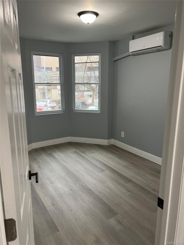 65-45 Admiral Avenue, Middle Village, NY 11379
