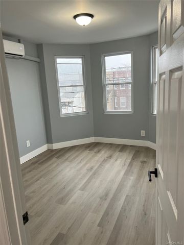 65-45 Admiral Avenue, Middle Village, NY 11379