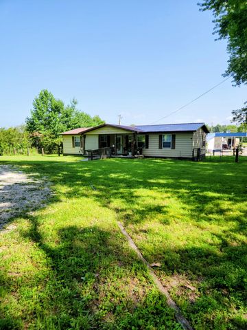 79 White Avenue, Stanton, KY 40380