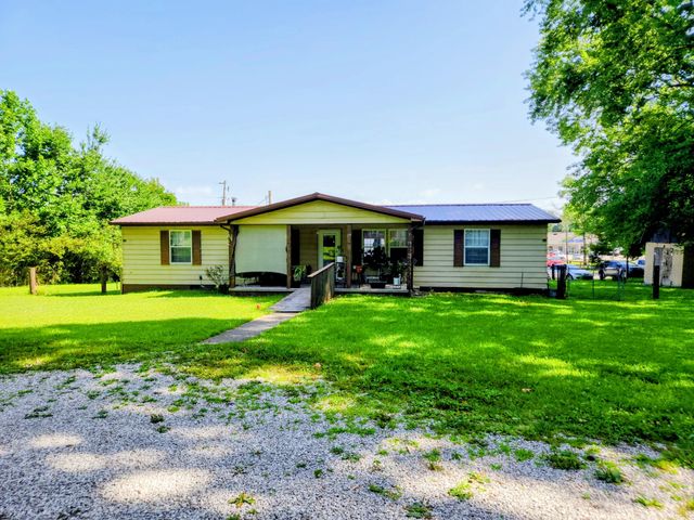 79 White Avenue, Stanton, KY 40380