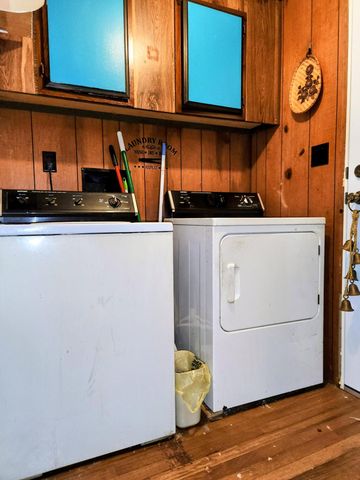 79 White Avenue, Stanton, KY 40380