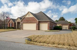 10548 S 214th East Avenue, Broken Arrow, OK 74014