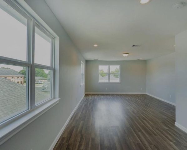 3925 Mckinley Street, Houston, TX 77051