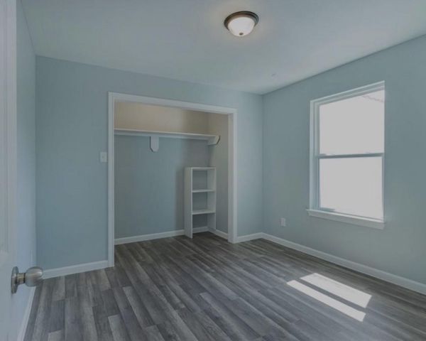 3925 Mckinley Street, Houston, TX 77051