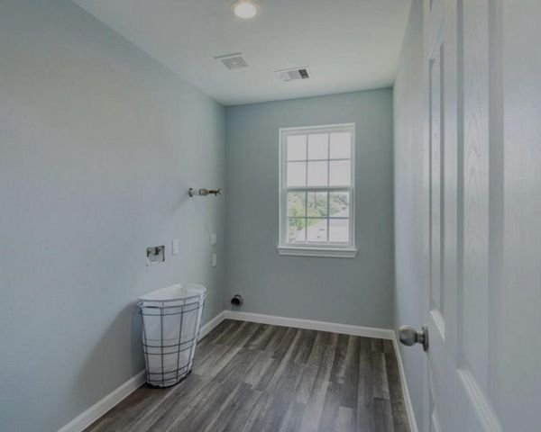 3925 Mckinley Street, Houston, TX 77051