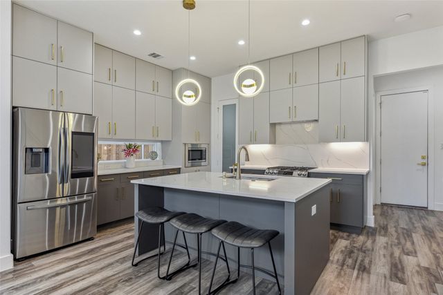 2429 Vagas Street, Dallas, TX 75219