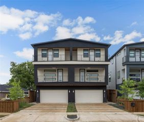 2429 Vagas Street, Dallas, TX 75219