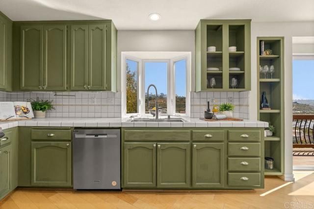 359 Dublin Drive, Cardiff By The Sea (encinitas), CA 92007