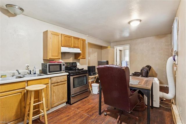 1513 Manson ST, Norfolk, VA 23523