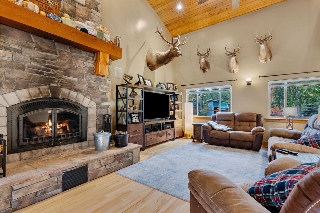 895 W Cow Creek Road, Hamilton, MT 59840 photo 15