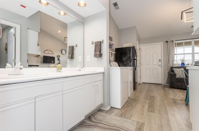 530 Spring Creek Road Apt 11, Branson, MO 65616