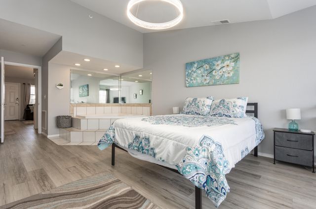 530 Spring Creek Road Apt 11, Branson, MO 65616