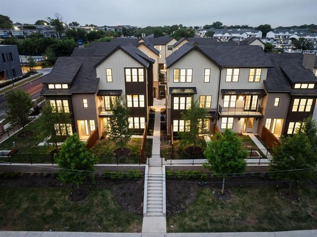 2209 woodland Ave 401, Austin, TX 78741