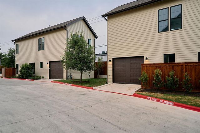 2209 woodland Ave 401, Austin, TX 78741