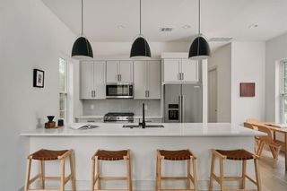 2209 woodland Ave 401, Austin, TX 78741
