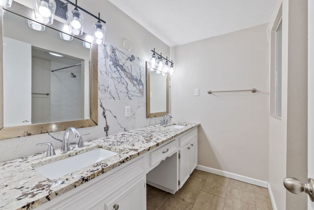 6736 Starnes Road, North Richland Hills, TX 76182