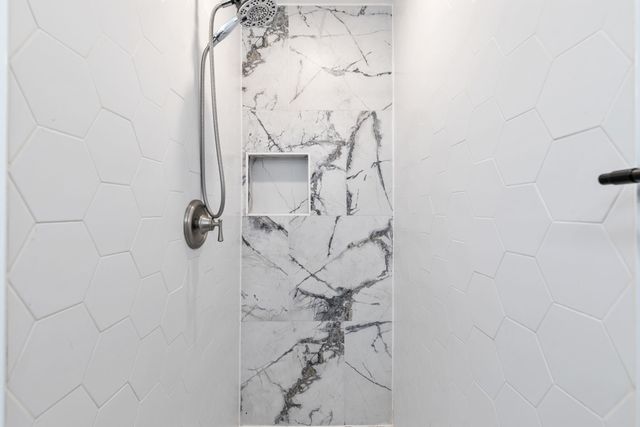 6736 Starnes Road, North Richland Hills, TX 76182