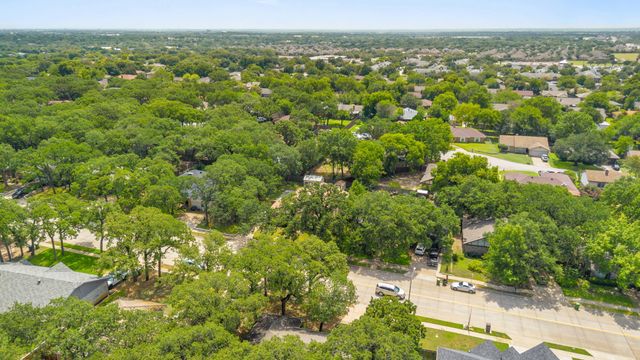 6736 Starnes Road, North Richland Hills, TX 76182