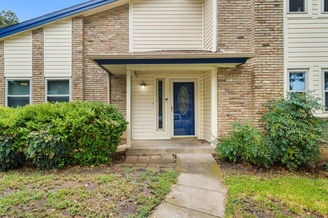 6736 Starnes Road, North Richland Hills, TX 76182