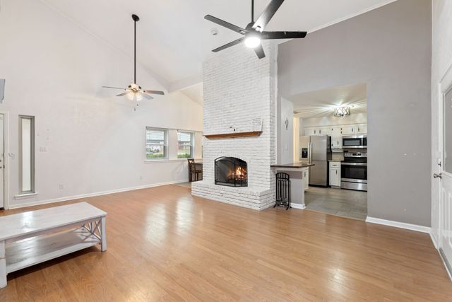 6736 Starnes Road, North Richland Hills, TX 76182