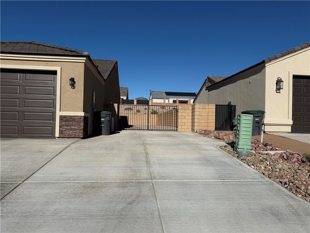 2199 E Brittany Lane, Fort Mohave, AZ 86426
