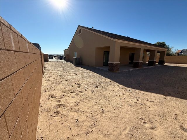 2199 E Brittany Lane, Fort Mohave, AZ 86426