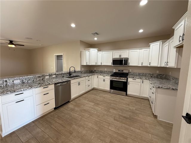 2199 E Brittany Lane, Fort Mohave, AZ 86426
