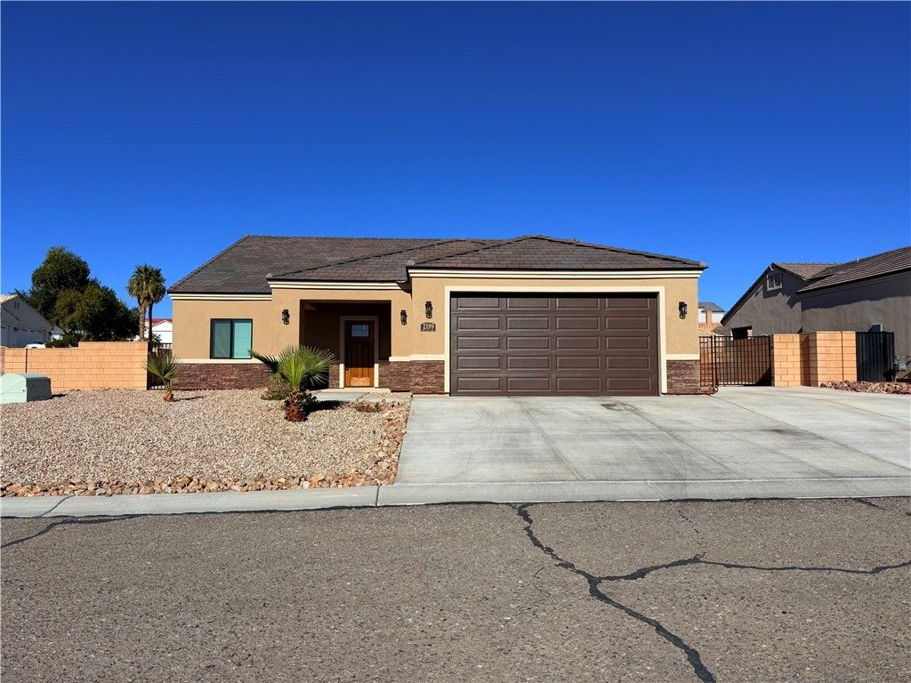 2199 E Brittany Lane, Fort Mohave, AZ 86426