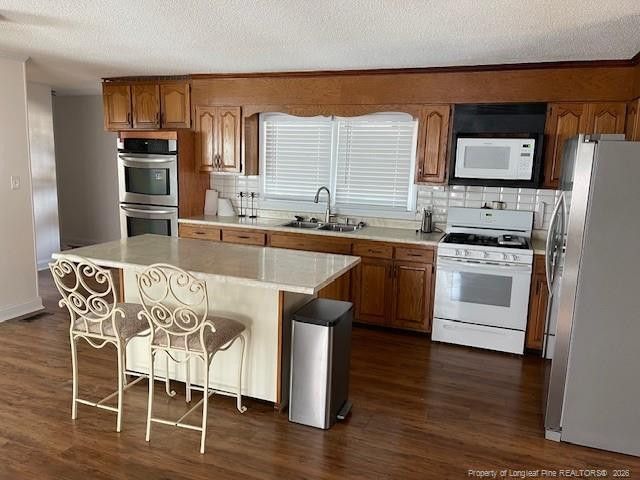 6441 Kincross Avenue, Fayetteville, NC 28304