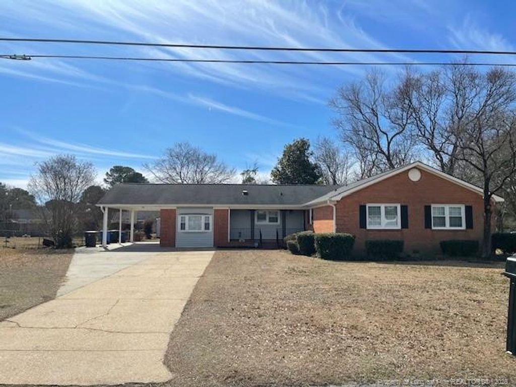 6441 Kincross Avenue, Fayetteville, NC 28304