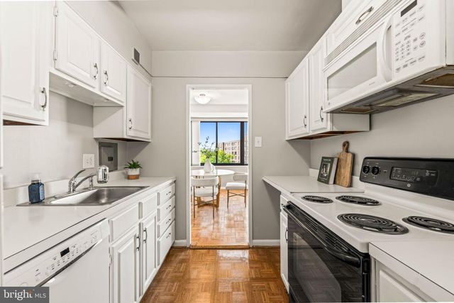 4740 Connecticut Ave NW Apt 1002, Washington, DC 20008