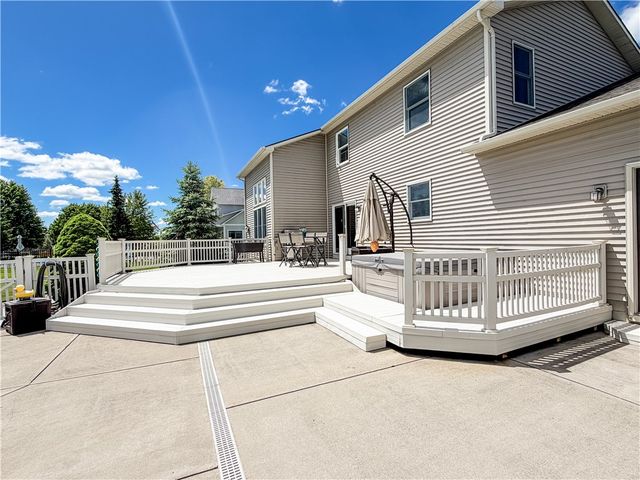 14 Brae Ridge Road, Owasco, NY 13021