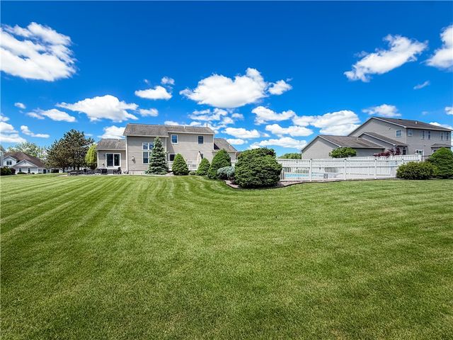 14 Brae Ridge Road, Owasco, NY 13021