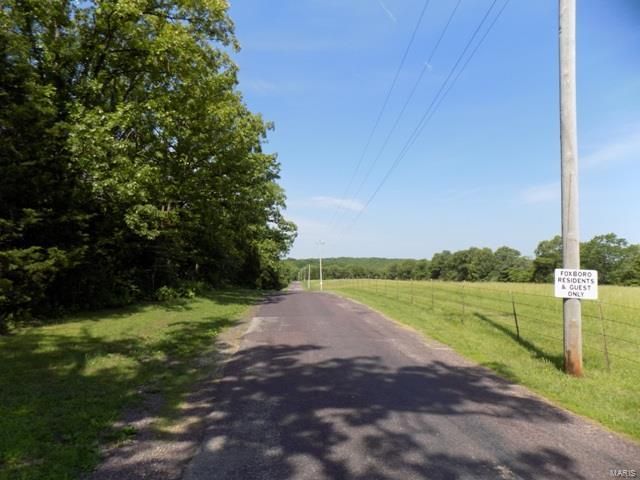 247 Foxboro Road, Gerald, MO 63037