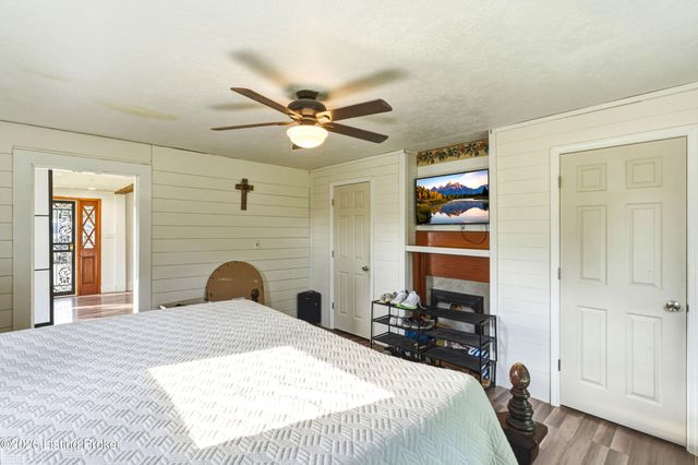 6568 Mount Zion Rd, Frankfort, KY 40601